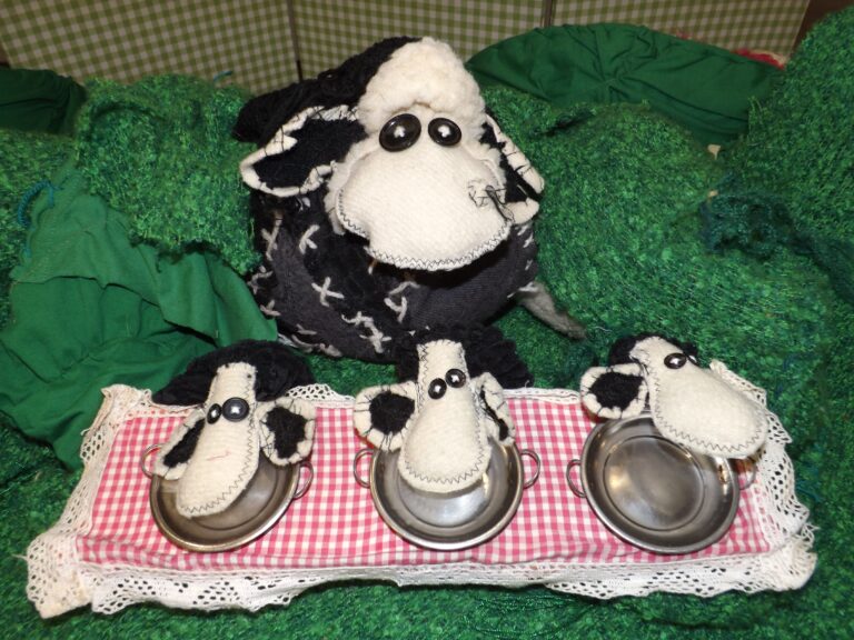 Lire la suite à propos de l’article Moutons noirs et blancs moutons